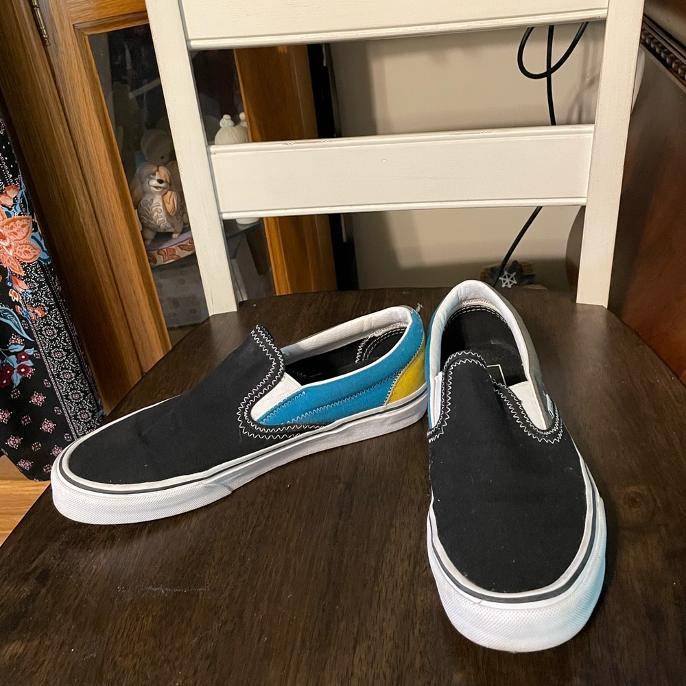 Van’s Black Color Block Shoes
